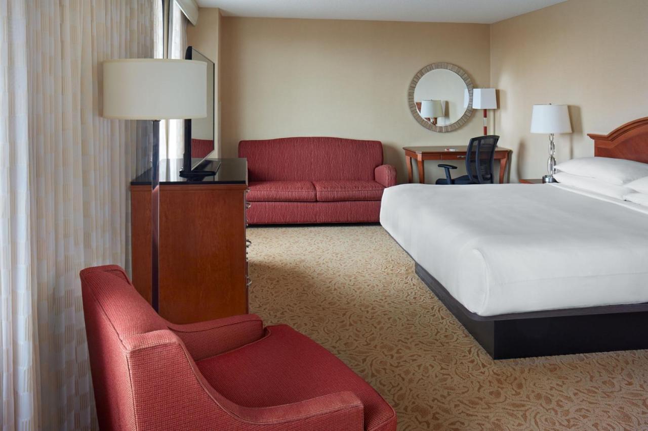 Toronto Airport Marriott Hotel Bagian luar foto