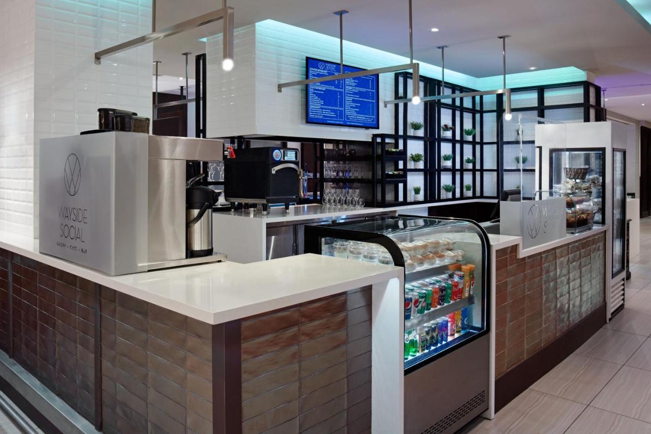 Toronto Airport Marriott Hotel Bagian luar foto