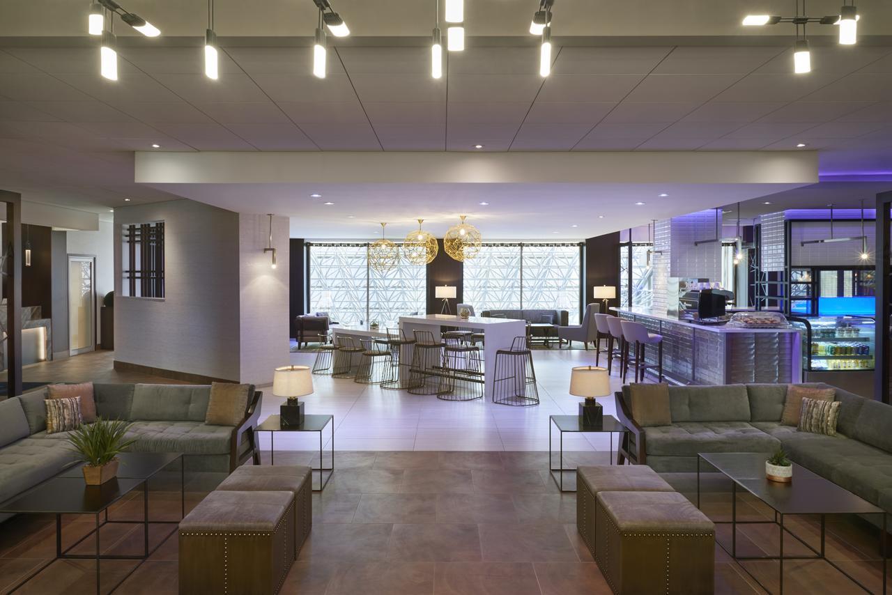 Toronto Airport Marriott Hotel Bagian luar foto